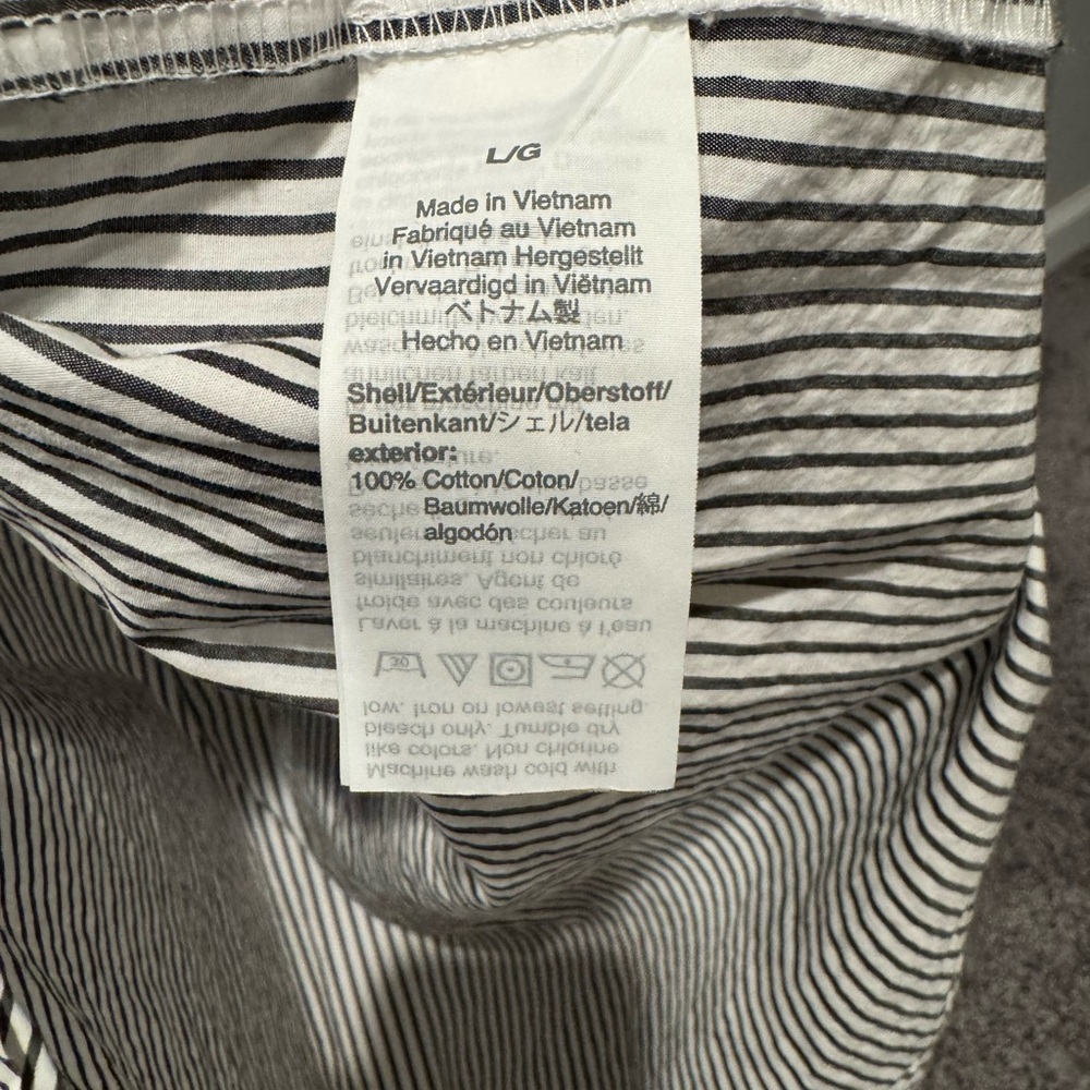 J.Crew Gray & White Striped Popover Shirt Women’s Large GUC - Picture 9 of 14